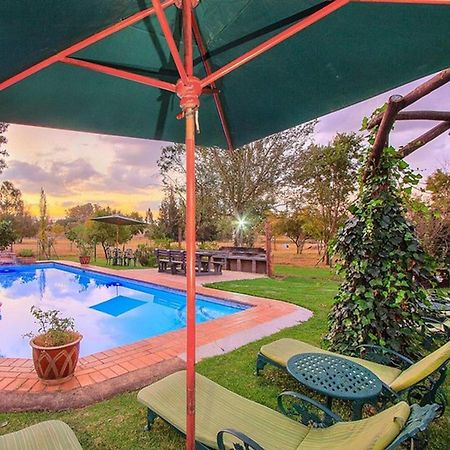 Airport Bird & Game Lodge Kempton Park Exterior foto